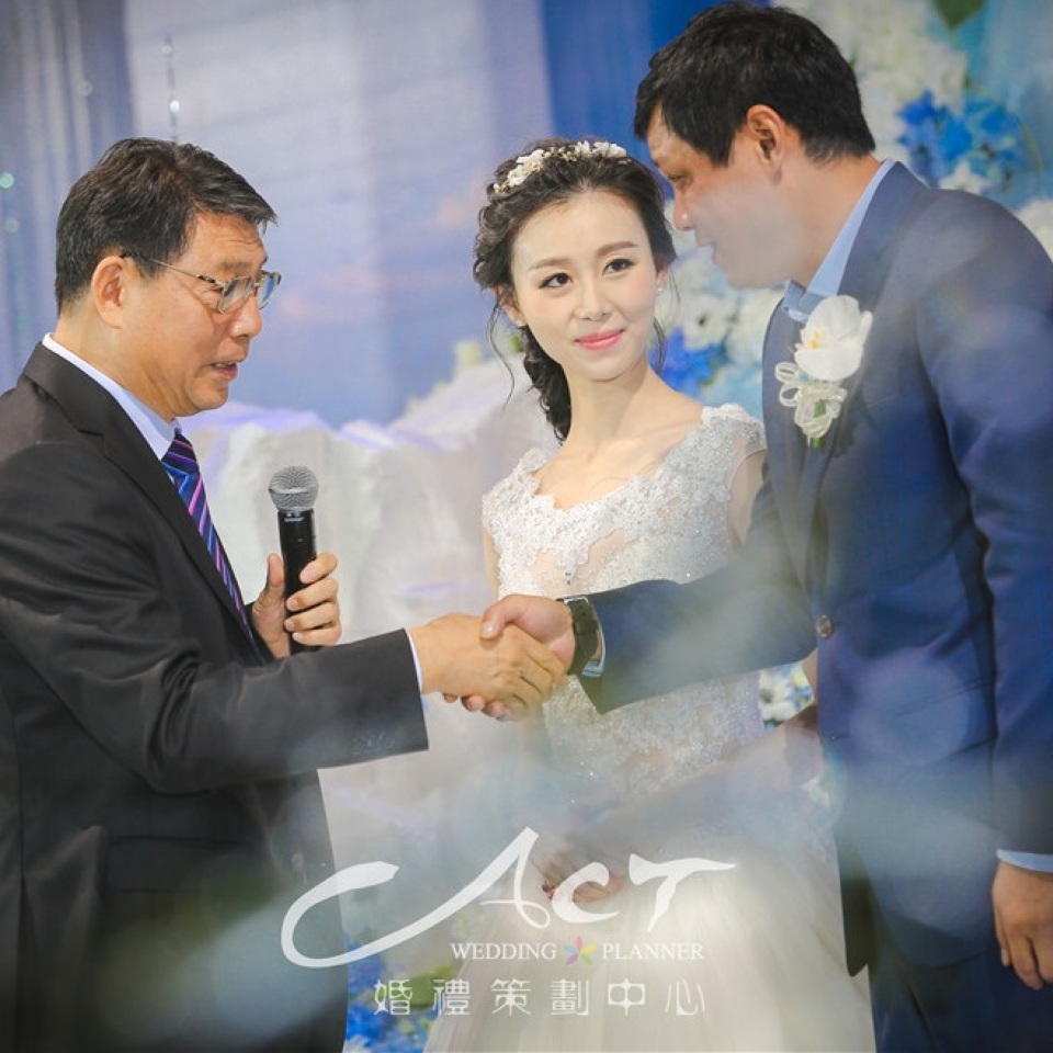 范志毅&张梦瑾 的梦幻骑士婚礼