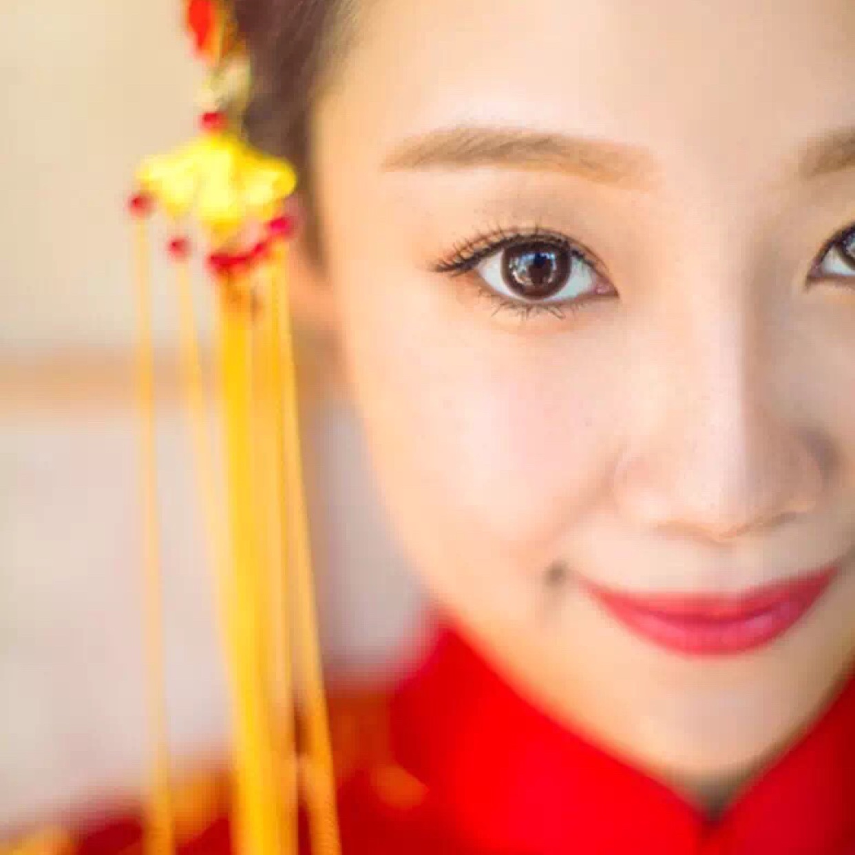 喜庆的出门秀禾红妆 也能让你瞬间抓人眼球