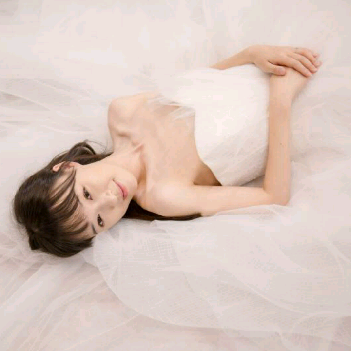 娇小的美 独一无二